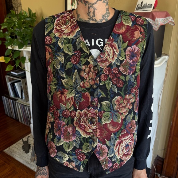 Vintage Jackets & Blazers - 💀 SOLD 💀 Vintage 90s Black Floral Tapestry Vest 5 Button Bobbie Brooks ~ Size S